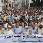 Masiva manifestación el domingo a favor del depuesto Morsi en Rabbat, Marruecos, organizada por la asociación musulmana ÄòAl Adl Wal Ihsan'Äô.