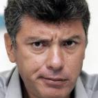 El opositor y ex viceprimer ministro Boris Nemtsov, de 55 años, asesinado a tiros alrededor de las 23:15 en el centro de Moscú