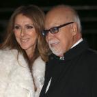 El marido de Celine Dion falleció a los 73 años víctima de un cáncer. Fue el 14 de enero en su casa de Las Vegas (EEUU). Angélil llevaba varios meses luchando contra la enfermedad que había sufrido hacía 20 años y que reapareció en abri...