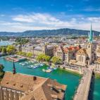 Entre los encuestados, los ingresos medios anuales en Suiza rondaban los 178.000 euros, casi el doble de la renta media de los expatriados en el mundo: aproximadamente 90.000 euros.