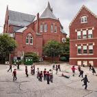 Escuela primaria St. Mary of the Assumption, Brookline, Massachusetts, Estados Unidos.