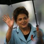 La presidenta de Brasil baja tres puestos respecto a 2014 y se queda en la séptima posición después de los problemas políticos que ha sufrido en su país.