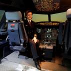 Maria Uvarovskaya, piloto, en un simulador de vuelo de la firma Aeroflot en el aeropuerto de Sheremetyevo, cerca de Mosc&uacute;, Rusia. &quot;Se tiene que hacer mucho m&aacute;s para superar las diferencias de g&eacute;nero&quot;.&nbsp;
