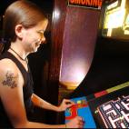 Es el videojuego m&aacute;s exitoso de todos los tiempos. La m&aacute;quina de Pacman concentraba alrededor a decenas de chicos y chicas dispuestos, moneda en mano, a jugar su partida.