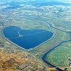 Ubicada en Nogi-Machi, la reserva Watarase en la prefectura de Tochigi, es la mayor reserva acuífera de Japón y una de las principales fuentes de agua para las zonas metropolitanas. Además tiene un enorme lago con forma de corazón, divisible...