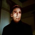 Interpretó al Conde Drácula en multitud de ocasiones. Aquí, un fotograma de 'Drácula vuelve de la tumba' (1968)