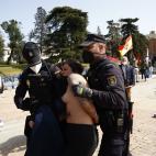 Femen trata de boicotear un acto franquista en Madrid
