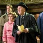 El actor brit&aacute;nico Robert Hardy, conocido por participar en la saga de pel&iacute;culas de Harry Potter interpretando al Ministro de Magia Cornelius Fudge, falleci&oacute; el 3 de agosto a los 91 a&ntilde;os.