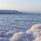 Cada año, el mar Muerto pierde 4 km² de su superficie. Y en su caso, el motivo no es el calentamiento climático, sino las actividades humanas.