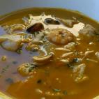 Esta variable de la sopa de marisco solo necesita pescada, mejillones, almejas y gambas. Consulta el resto de ingredientes Cookpad.