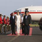 La reina Letizia, a su llegada a El Salvador en la segunda parte de su viaje de cooperación
