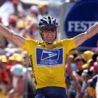 En 2004 celebraba así su victoria en la etapa 17 del Tour. También ganaría esta vez.