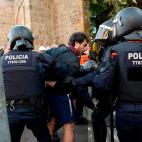 Uno de los detenidos este viernes en Barcelona.