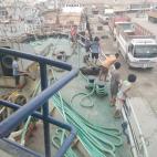 Desde hace un mes, el barco pudo atracar en el muelle de Al Mukallah por riesgo por los monzones.