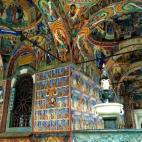 Este monasterio, en su conjunto, es una de las obras arquitectónicas más importantes de Bulgaria y es Patrimonio de la Humanidad. Sus frescos, pintados por los artistas Samokov y Bansko, son una de las zonas más impresionantes del monasterio....