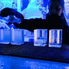 Normalmente las copas se toman con hielo, pero en este peculiar bar de Suecia las copas son el hielo. Hay muchos ice bar actualmente por el mundo, hasta en zonas cálidas, pero éste es el primero que se abrió en el mundo, el original. ¡Habrá...