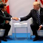 El presidente mexicano, Enrique Peña Nieto, y su homólogo estadounidense, Donald Trump, durante su encuentro bilateral