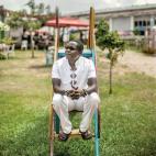 Uganda. "Me han acosado y atacado muchas veces en Kampala. El centro de la ciudad es el lugar más espantoso". "Sin embargo, estuve paseando el mes pasado y por primera vez no me pasó nada". Pepe Julian Onziema, prominente activista LGBTI uga...
