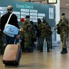 Desde que se cometieron los atentados, la vigilancia ha sido intensa en el aeropuerto de Zaventem.