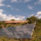 Los paneles solares que dan electricidad y luz a Fraguas