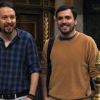 Pablo Iglesias y Alberto Garz&oacute;n, sum&aacute;ndose a la protesta.