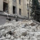 Buena parte de la ciudad de J&aacute;rkov, convertida en escombros por las bombas