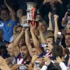 El Atlético de Madrid ganó al Madrid la Supercopa y el Madrid ganó al Sevilla la Supercopa de Europa.

Aunque probablemente lo más polémico fueron las collejas de Simeone al árbitro y los ocho partidos con los que fue sancionado el entrado...