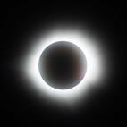 Momento del eclipse solar total en Mazatlán (México)
