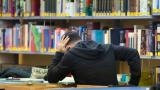 El motivo por el que está joven no puede estudiar en una biblioteca representa a muchas personas