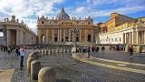 El español en el Vaticano con un sueldo de 25.000 euros al mes