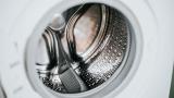 El programa de la lavadora que nadie utiliza y que hace que la ropa se seque más rápido en invierno
