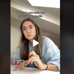 Se pasa TikTok al mostrar lo que le pasa al ver películas con subtítulos: ya van dos millones de visualizaciones