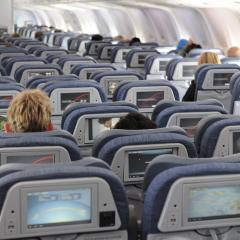 La habitación escondida del Boeing 767 para que duerman las azafatas