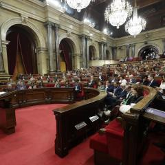 El Parlamento de Cataluña da luz verde a los presupuestos con una mayoría no independentista