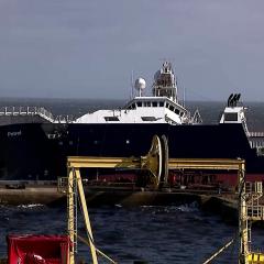 Al menos 25 heridos tras volcar un barco en dique seco en un puerto de Edimburgo (Escocia)