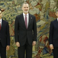 Héctor Gómez y José Manuel Miñones prometen el cargo ante el rey antes de acudir a su primer Consejo de Ministros