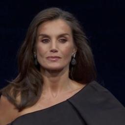 La reina Letizia, imponente en los Premios Princesa de Asturias