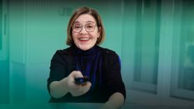 ¿Y tú qué miras? Con María Pujalte: "Me gustaría que se hiciese una serie donde se hablase de la política en España"