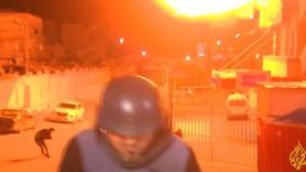 Un misil israelí impacta justo detrás de un reportero mientras se preparaba para un directo