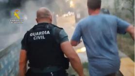 Así fue la evacuación de los vecinos ante la fugaz expansión del incendio de Tres Cantos