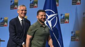 La OTAN sorprende irrumpiendo en Ucrania en un momento clave