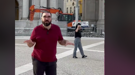 Benja Serra, de limpiar váteres en Londres con dos carreras a arrasar en TikTok con su humor