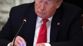 Trump y la 'factura' que quiere cobrarse tras sus llamadas a Putin y Zelenski