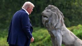 Trump retrasa, otra vez, la entrada en vigor de los nuevos aranceles: quién gana y quién pierde en la guerra comercial