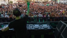 En Reino Unido señalan a los fiesteros de Ibiza como los causantes de la 'crisis de las ambulancias'
