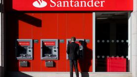 Los bancos se unen a la petición de expertos: la tecla del cajero que siempre debes presionar nada más realizar una transacción