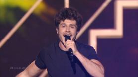 Miki canta 'la venda' en la final de Eurovisión 2019