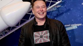 Tesla compra 1.500 millones de dólares en bitcoin y aceptará pagos en moneda digital