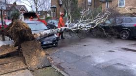 Al menos 6 muertos por la tormenta Ciara que sacude el noroeste de Europa