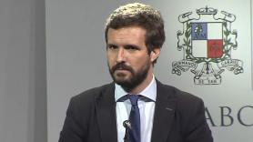 Pablo Casado estalla contra la prensa y el Gobierno: "¡Tienen el BOE para dar subvenciones!"